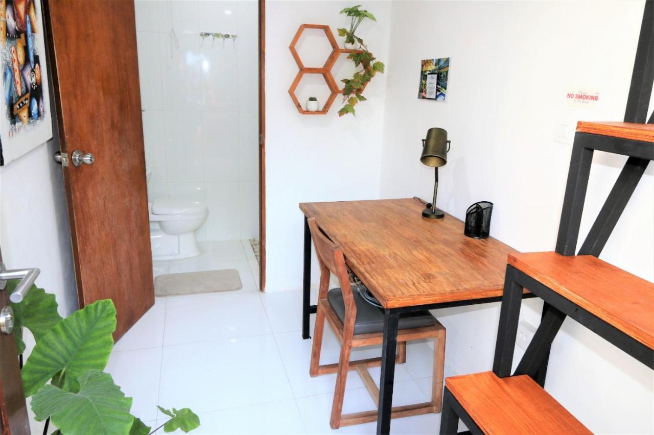 Cornerstone Bali Coworking Hostel Canggu  Exterior photo